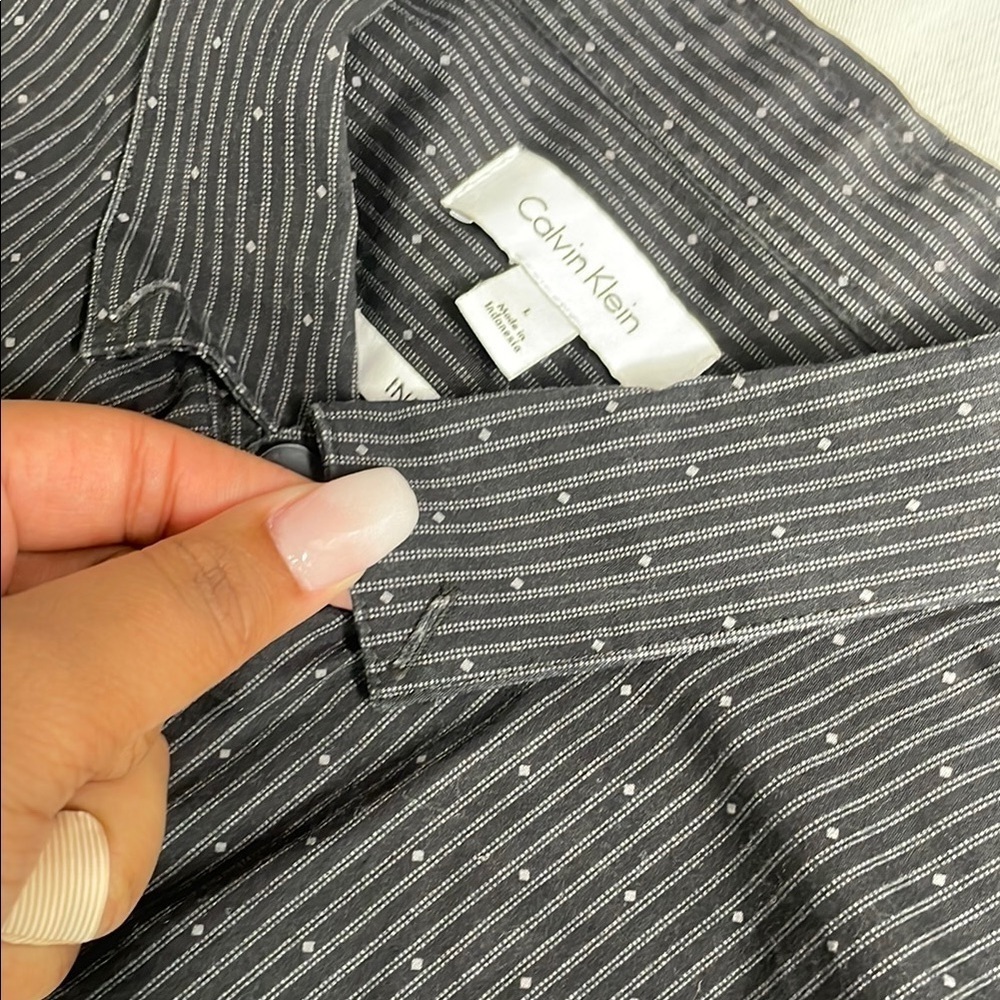 CALVIN KLEIN Black Striped Shirt - Picture 11 of 11
